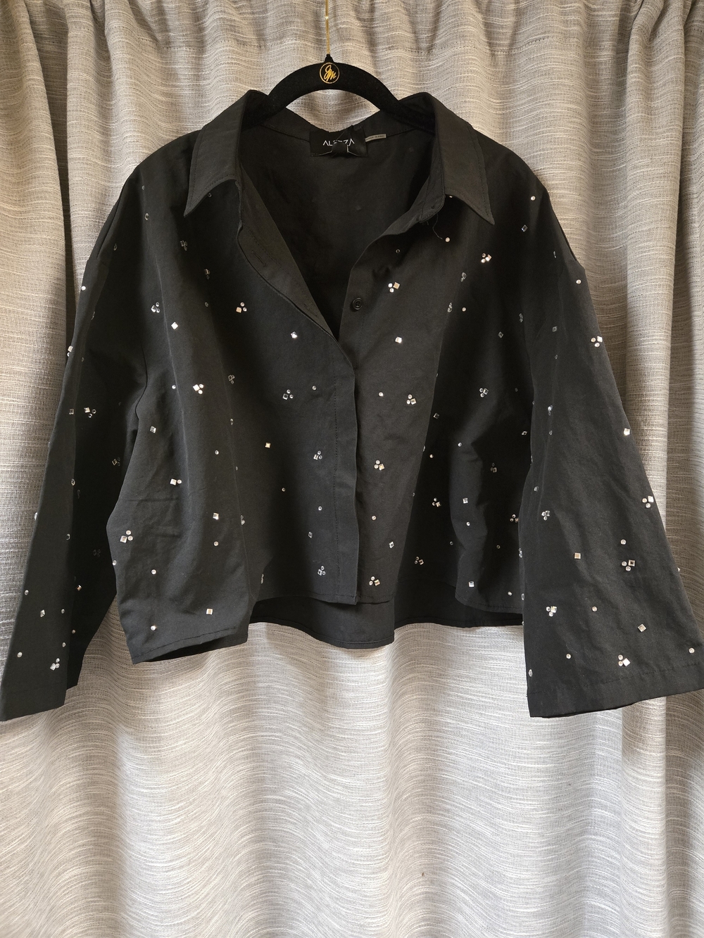 Aleeza Paris rhinestone embellished cropped button-down shirt